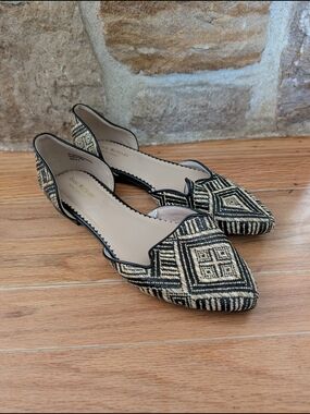 Isaac Mizrahi Black & Cream Geometric Woven Pointed Flats Rattan